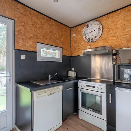 Maison A Biscarrosse: 8 Pers, Piscine, Clim, Proche Et Pistes Cyclables, Menage Inclus - Fr-1-319-538 Holiday home *