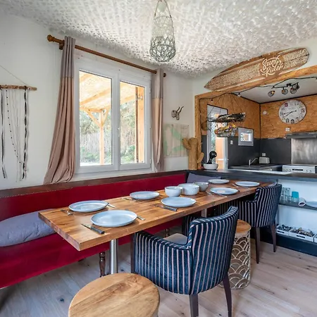 Maison A Biscarrosse: 8 Pers, Piscine, Clim, Proche Et Pistes Cyclables, Menage Inclus - Fr-1-319-538 Holiday home Biscarrosse